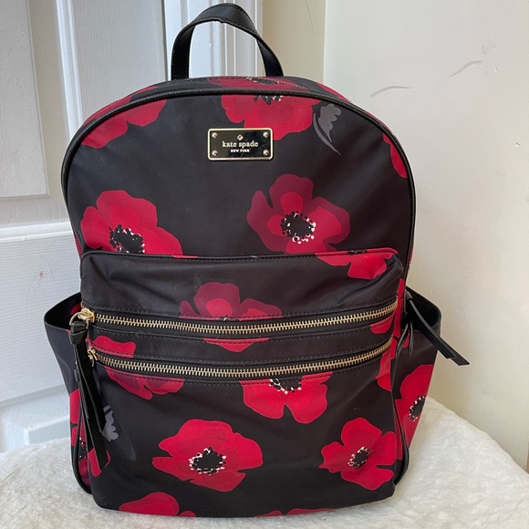 kate spade Handbags - EUC Kate Spade ♠️ 🌹backpack